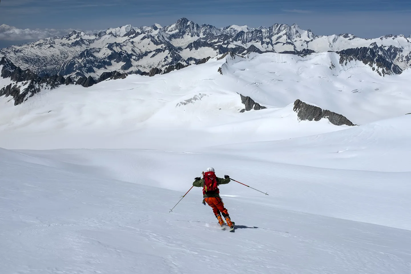 Scialpinismo al Dammastock, Sciando al cospetto del Finsteraarhorn