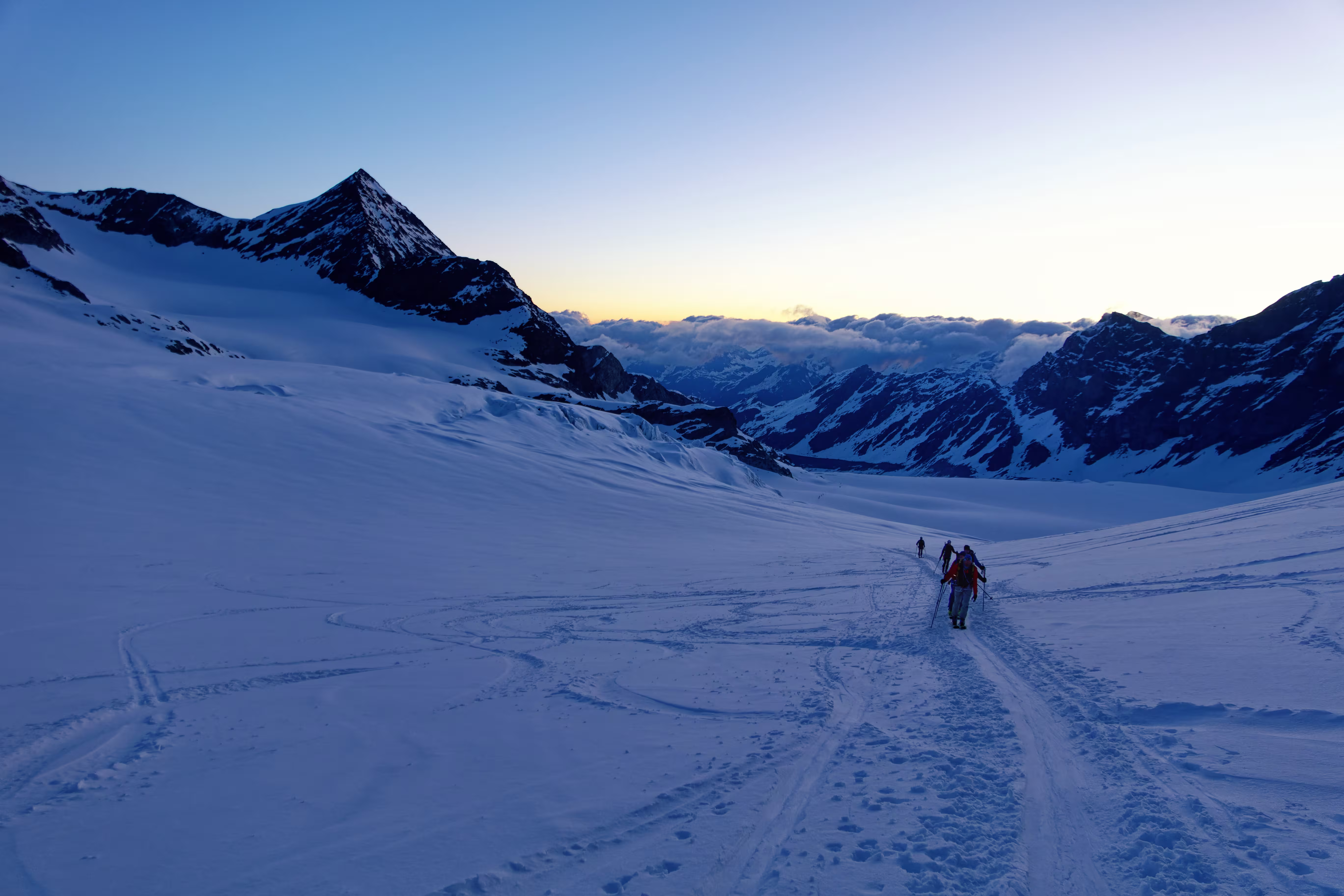 Comincia ad albeggiare