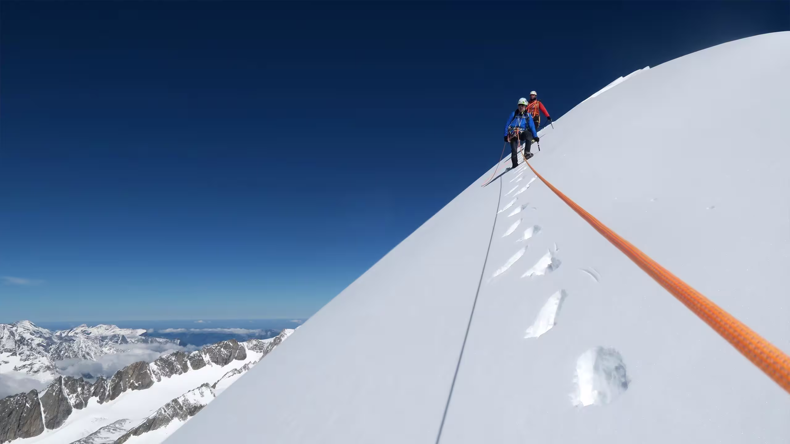 Discesa dalla cresta sud