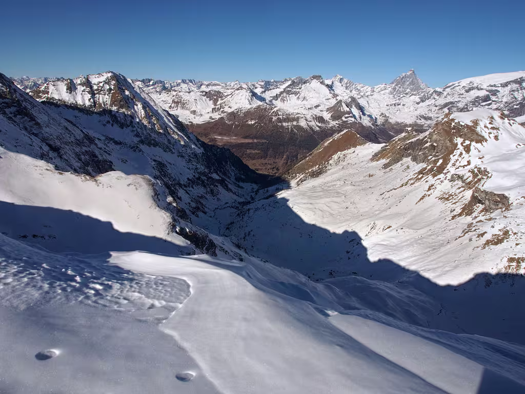 Dalla vetta della Punta Palasina verso il Cervino