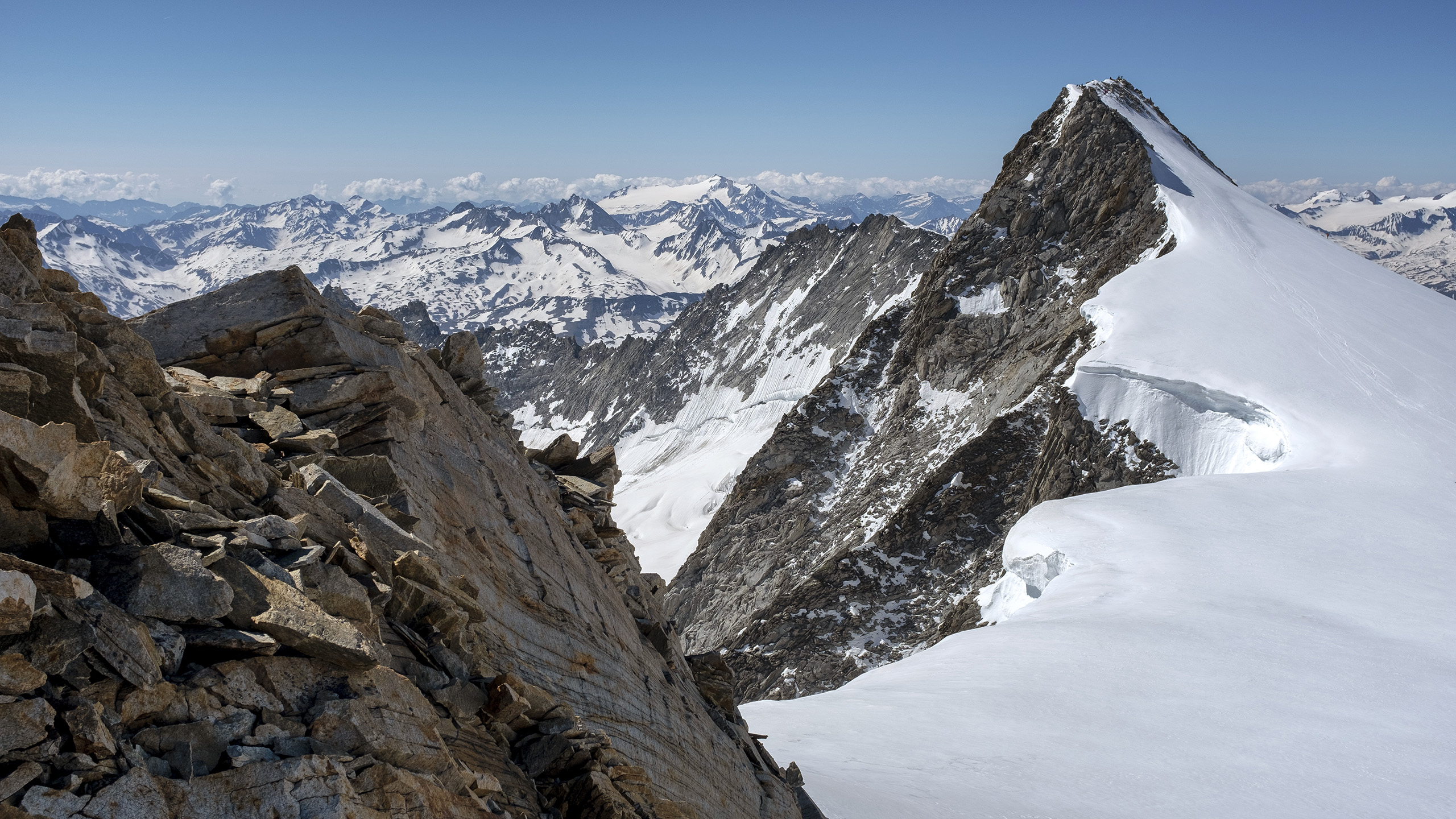 Scialpinismo al Dammastock, Il Dammastock dallo Schneestock
