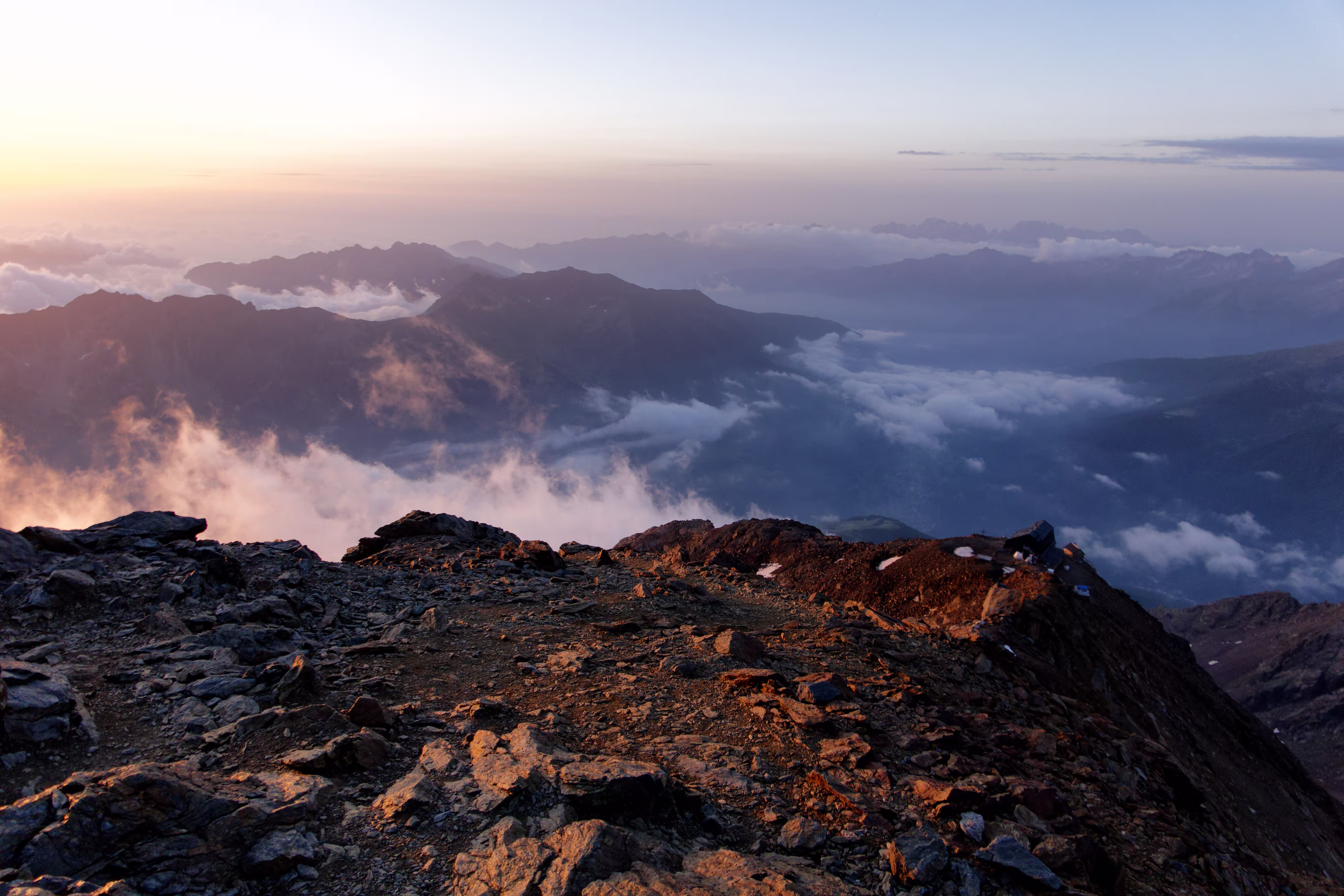 Il Rifugio Mantova al Vioz