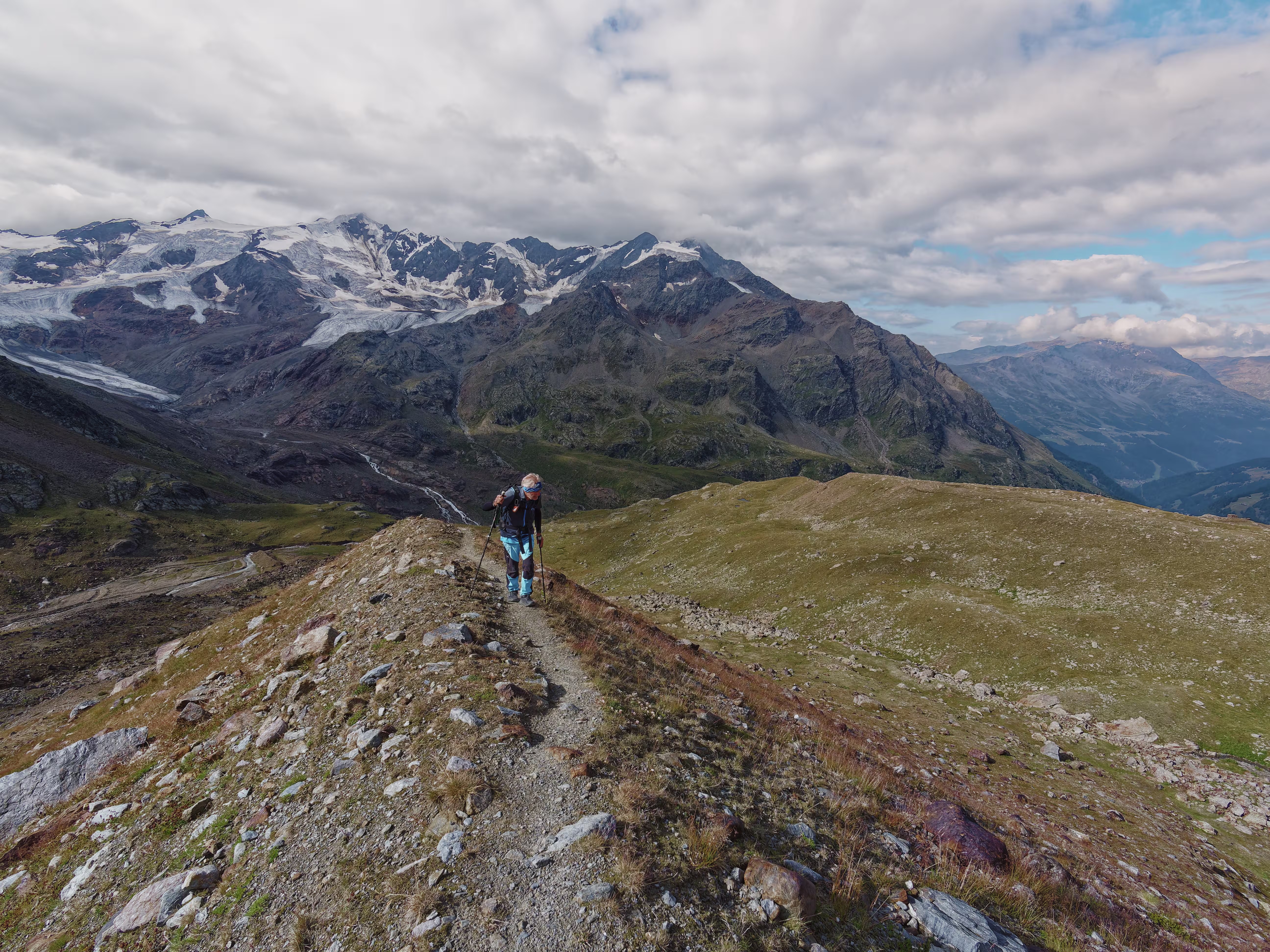 Sulla morena sopra il Rifugio Branca