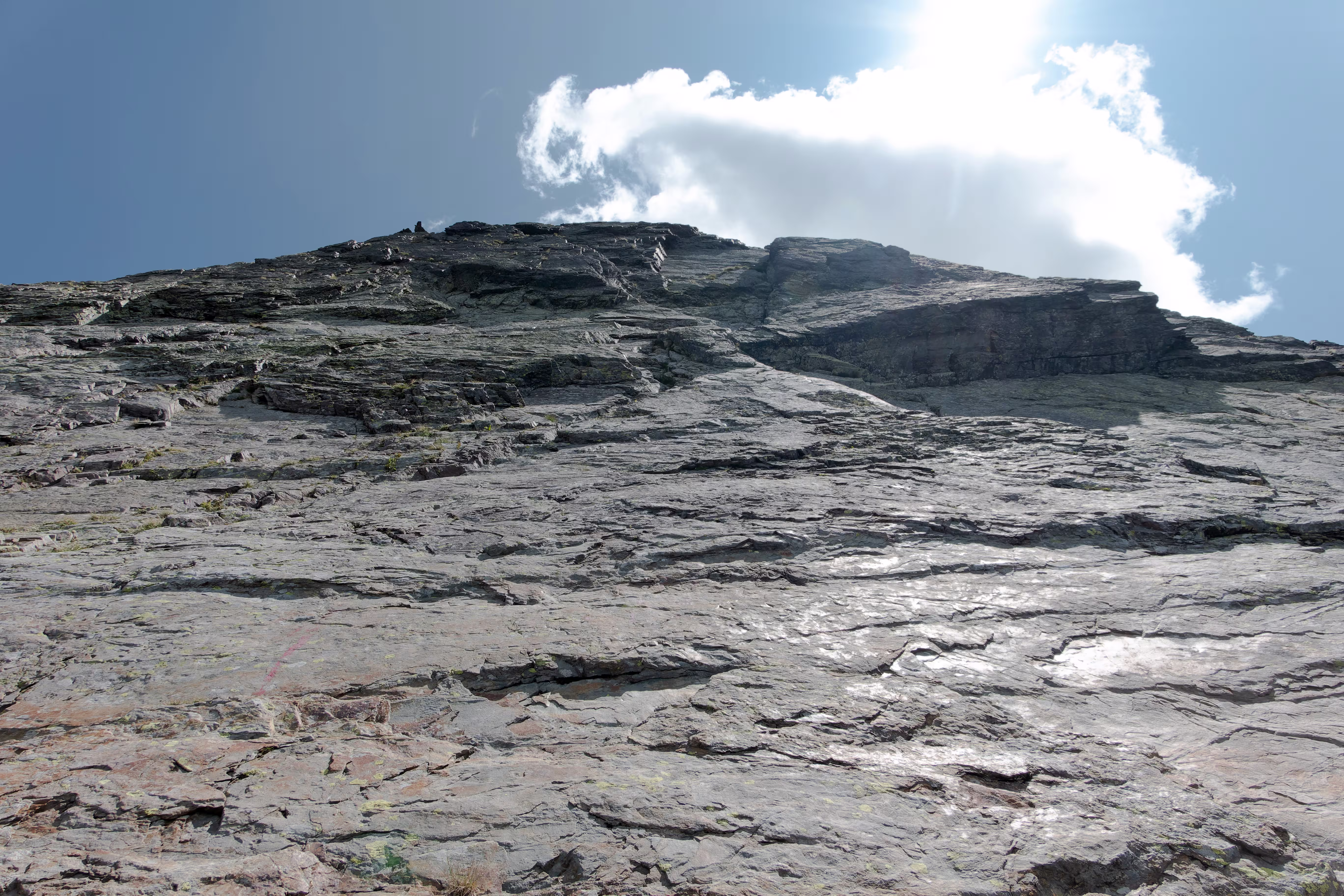 La fessura dall’attacco della via