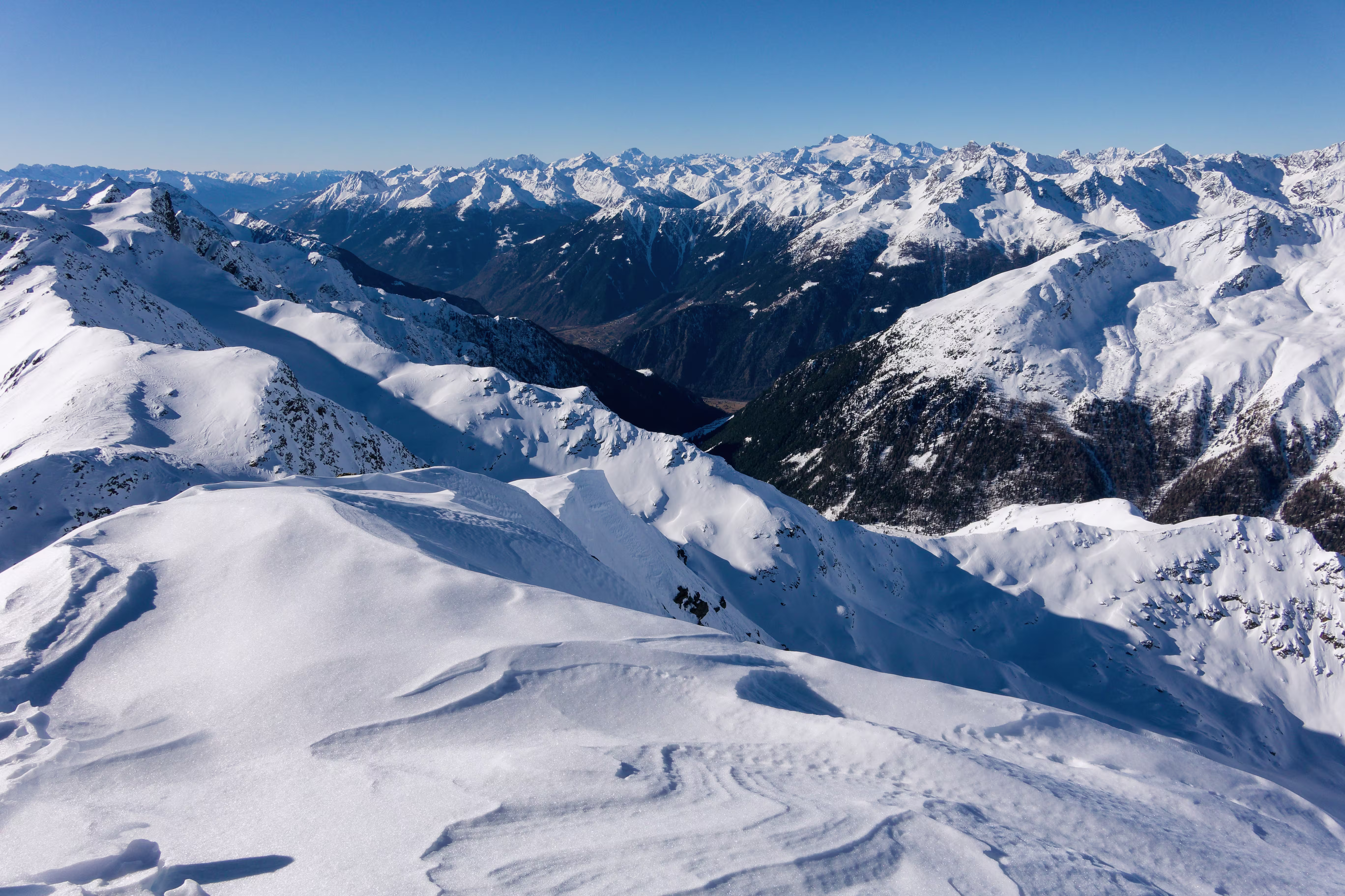 Dalla cima verso il Bernina