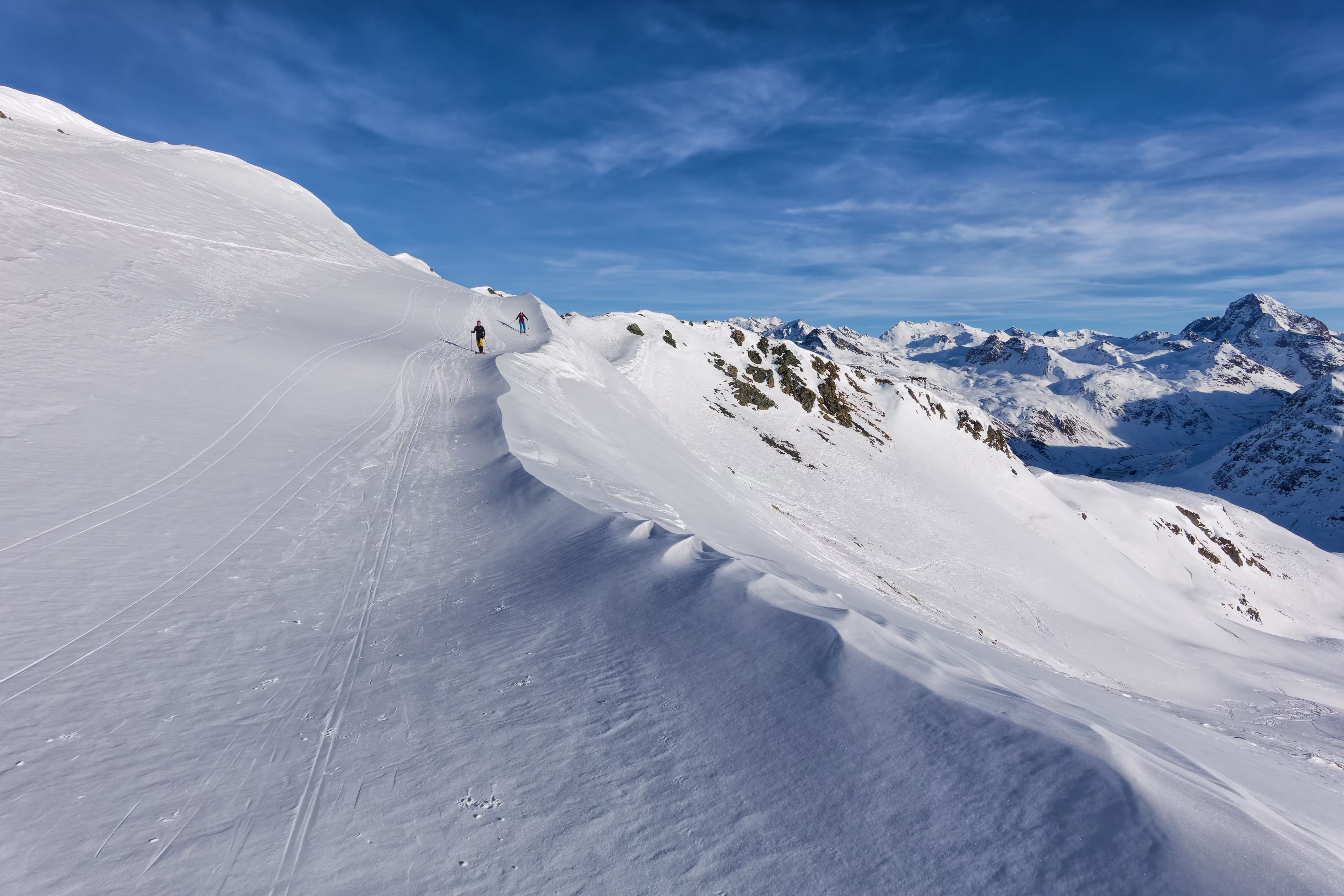 Qualche discesa con le pelli