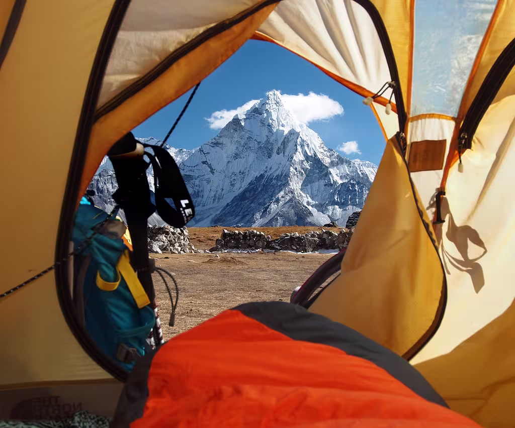 Notte in tenda con L-Ama Dablam