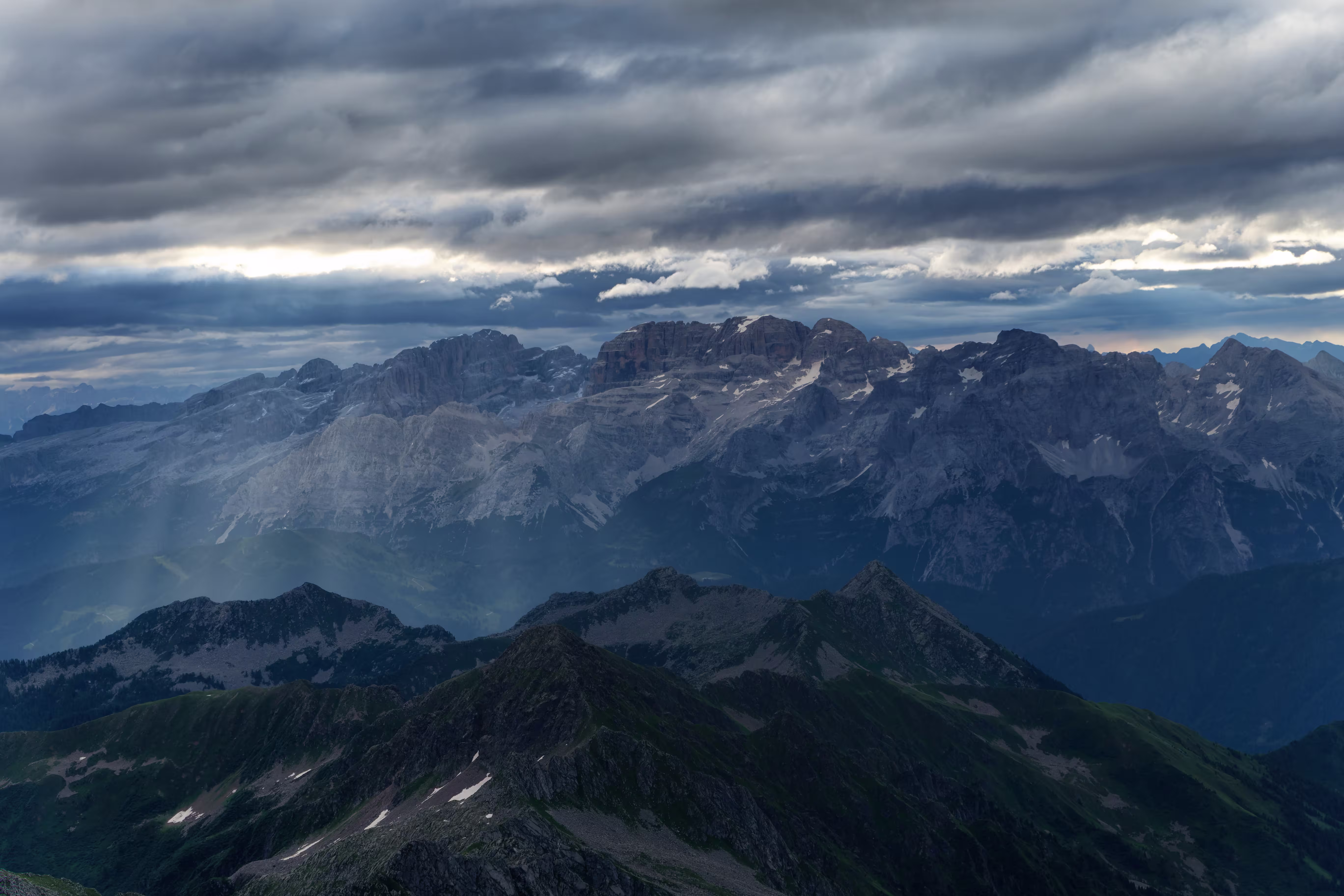 Prime luci sulle Dolomiti di Brenta