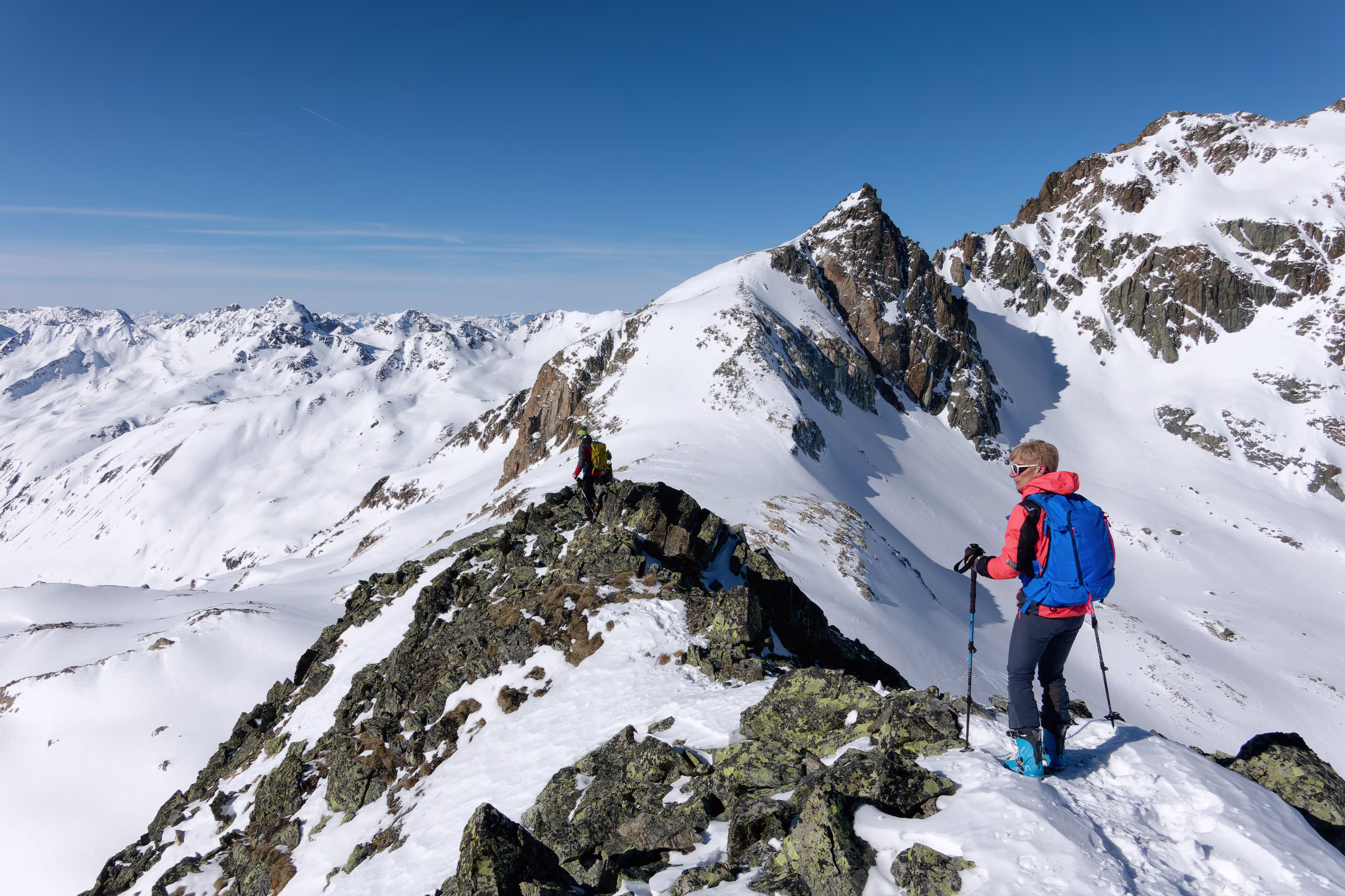 Scendiamo al colle