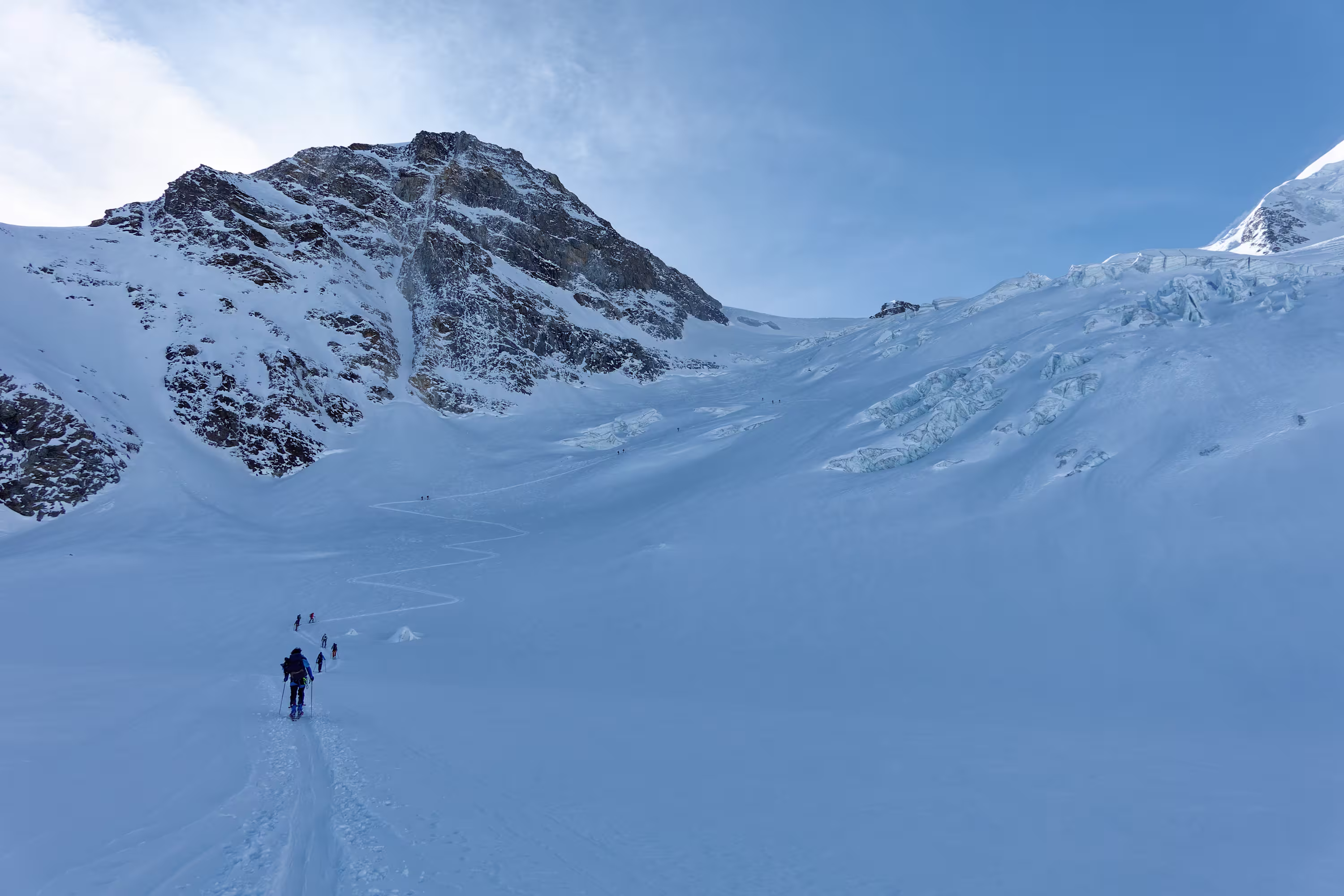 Traccia agevole sotto il Piz Cambrena