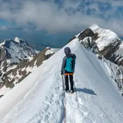 Rientro con vista sull-Aiguille de Bionassay