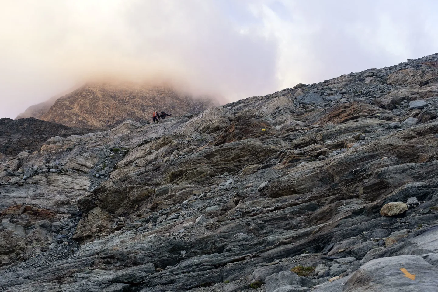 Alpinismo alla Punta Kurz, Quasi al Colle Collon