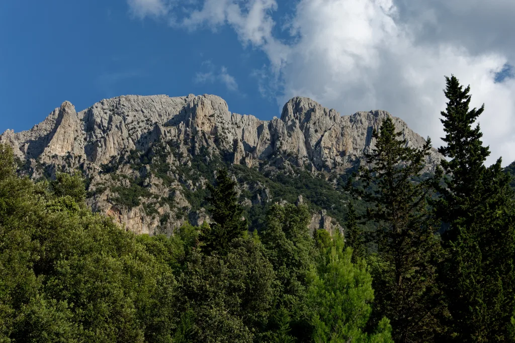 Il versante nord del massiccio