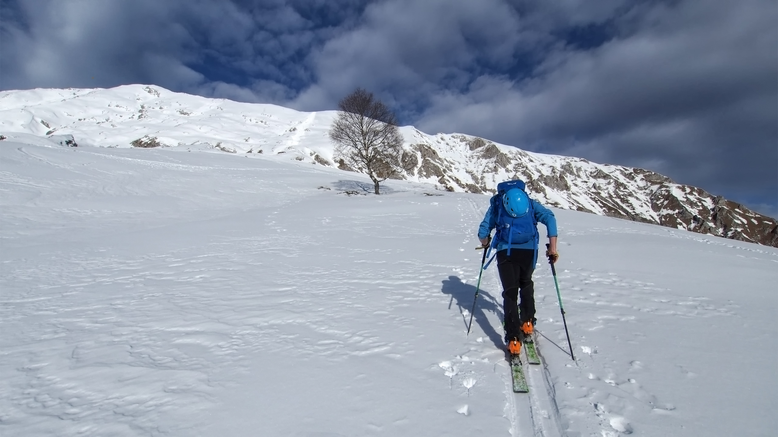 Scialpinismo al Grignone, Verso i Comolli