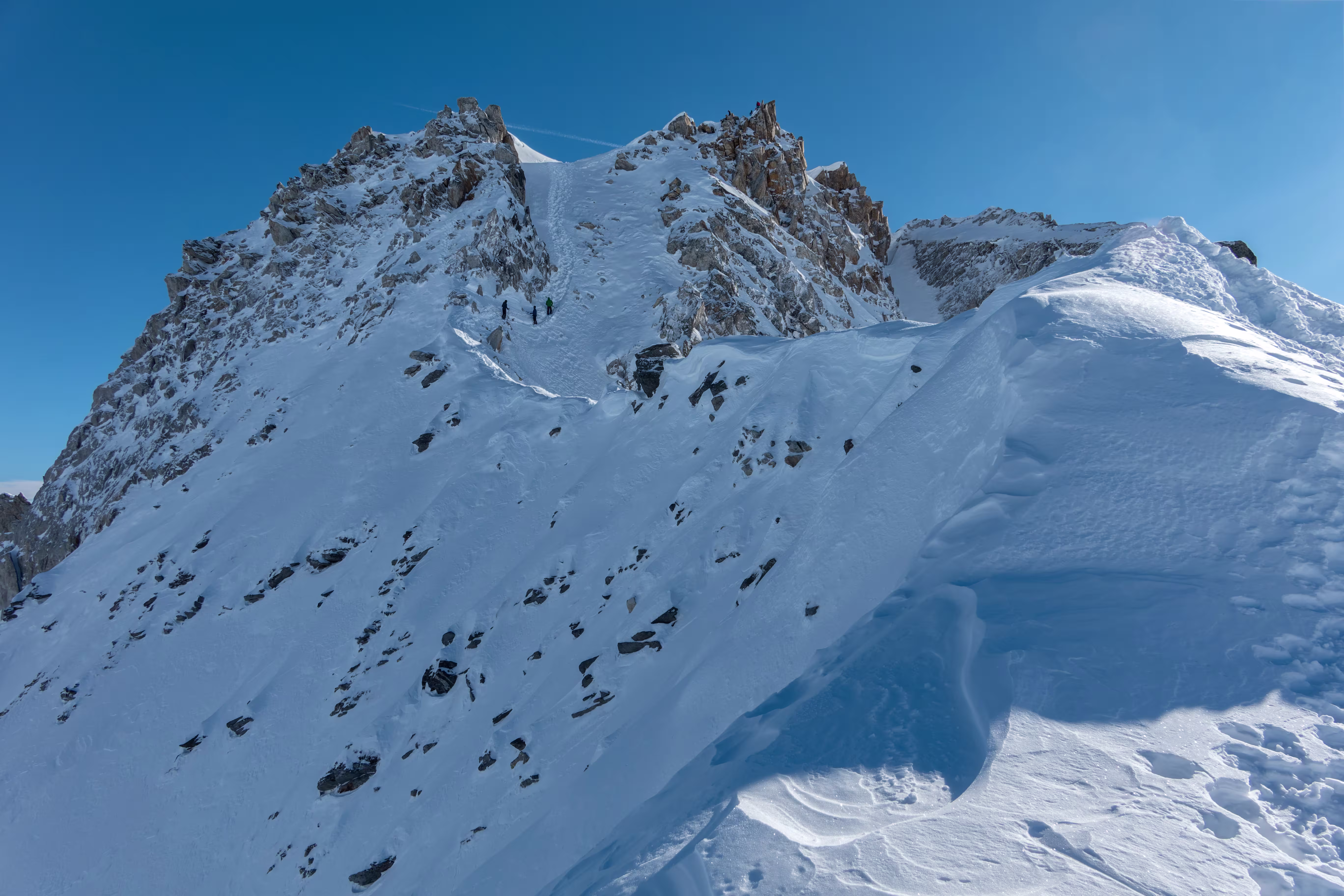 Il Pizzo Forcella dal deposito sci