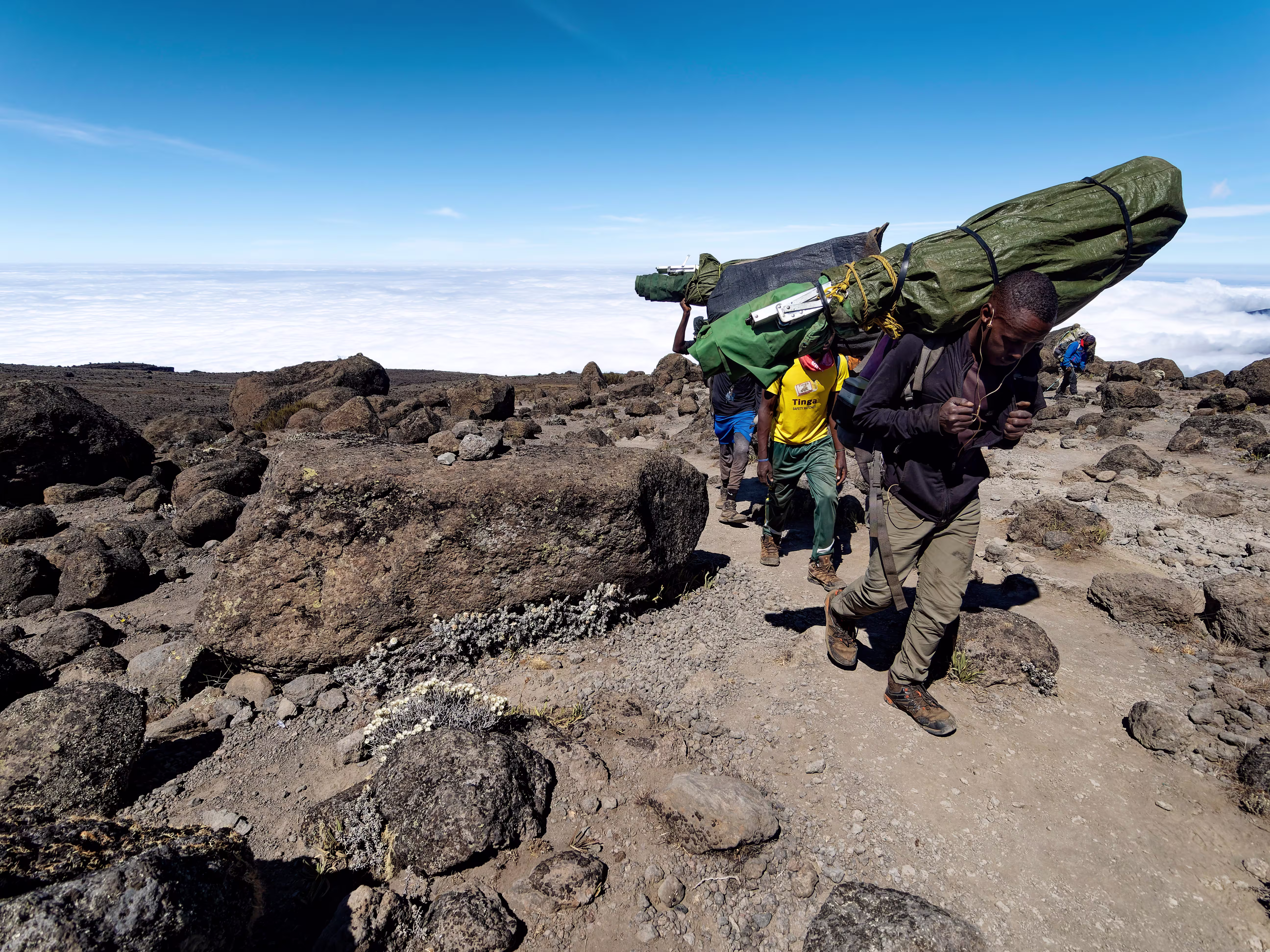 Portatori verso la Lava Tower