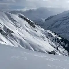 Appare il Pizzo Tambò