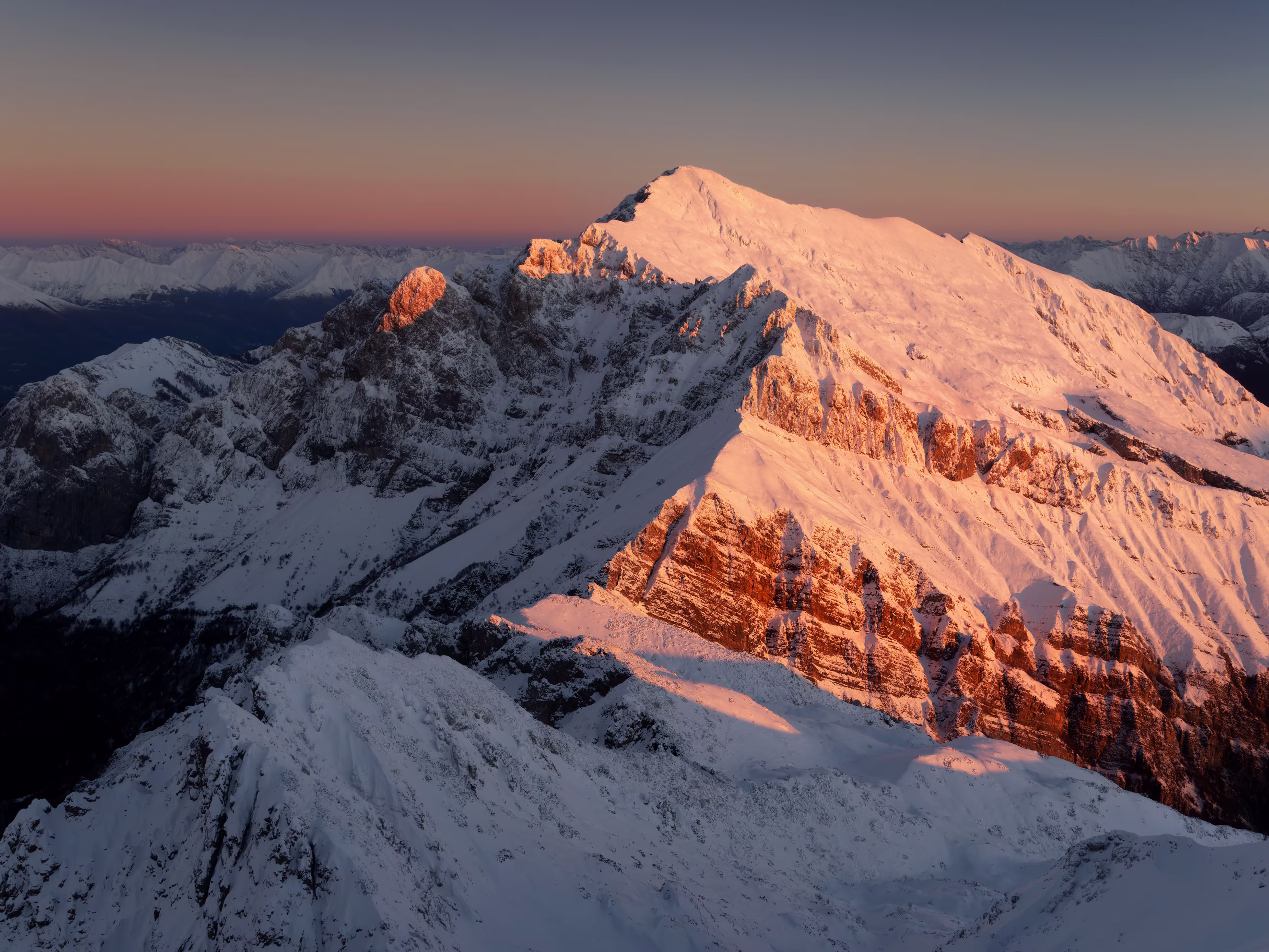 Il Grignone visto dalla Grignetta all’alba