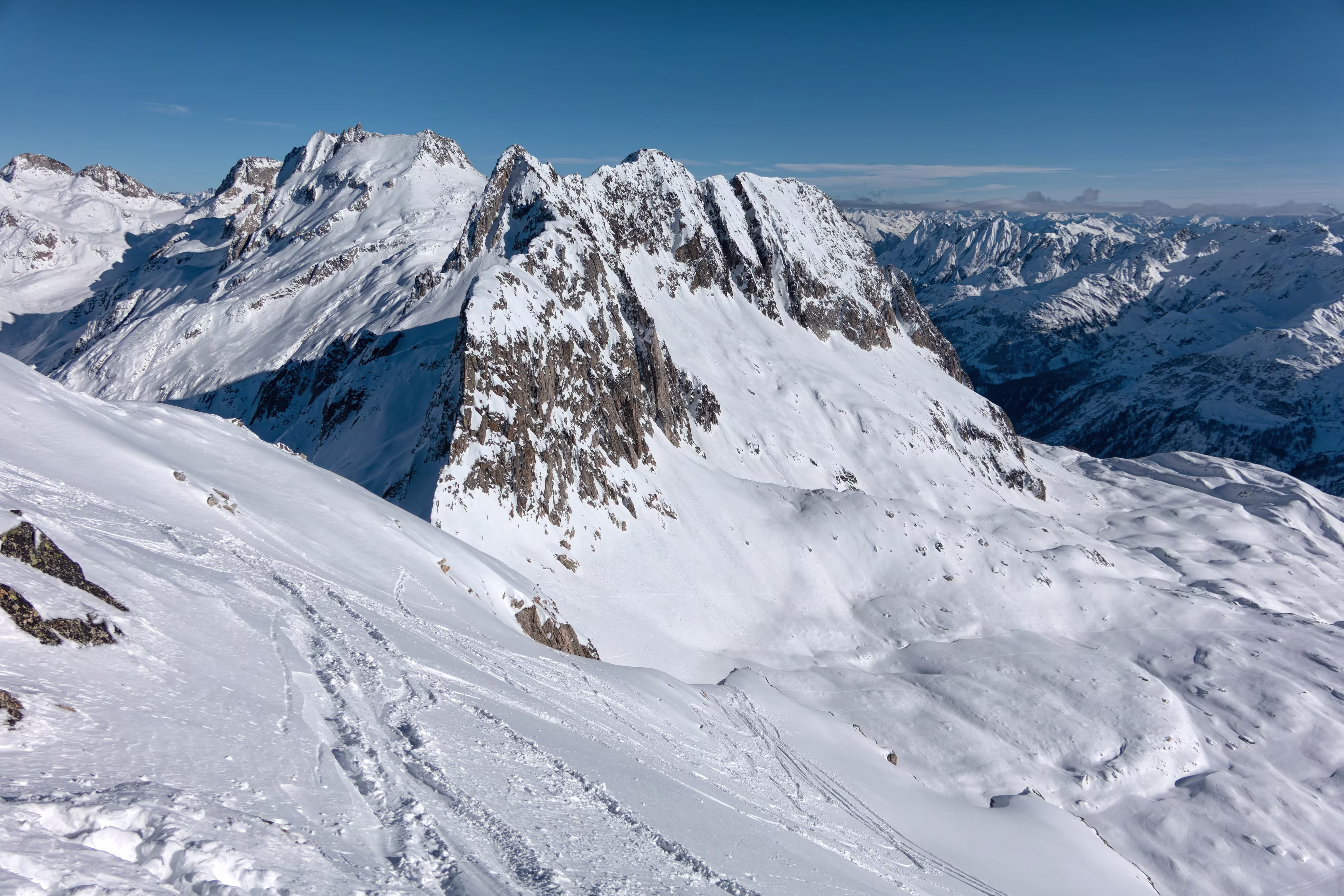 C’è chi scende dall’altra parte