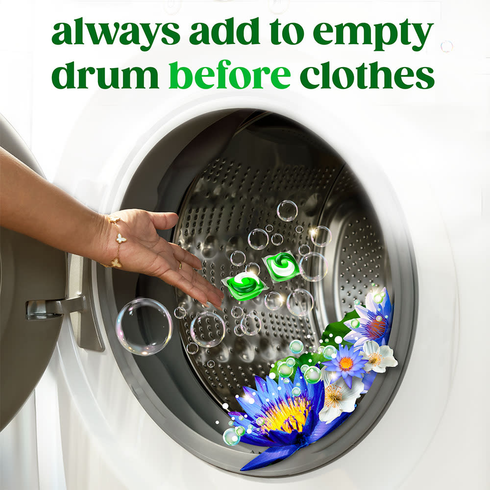 Gain Ultra Oxi Waterfall Delight Flings Laundry Detergent