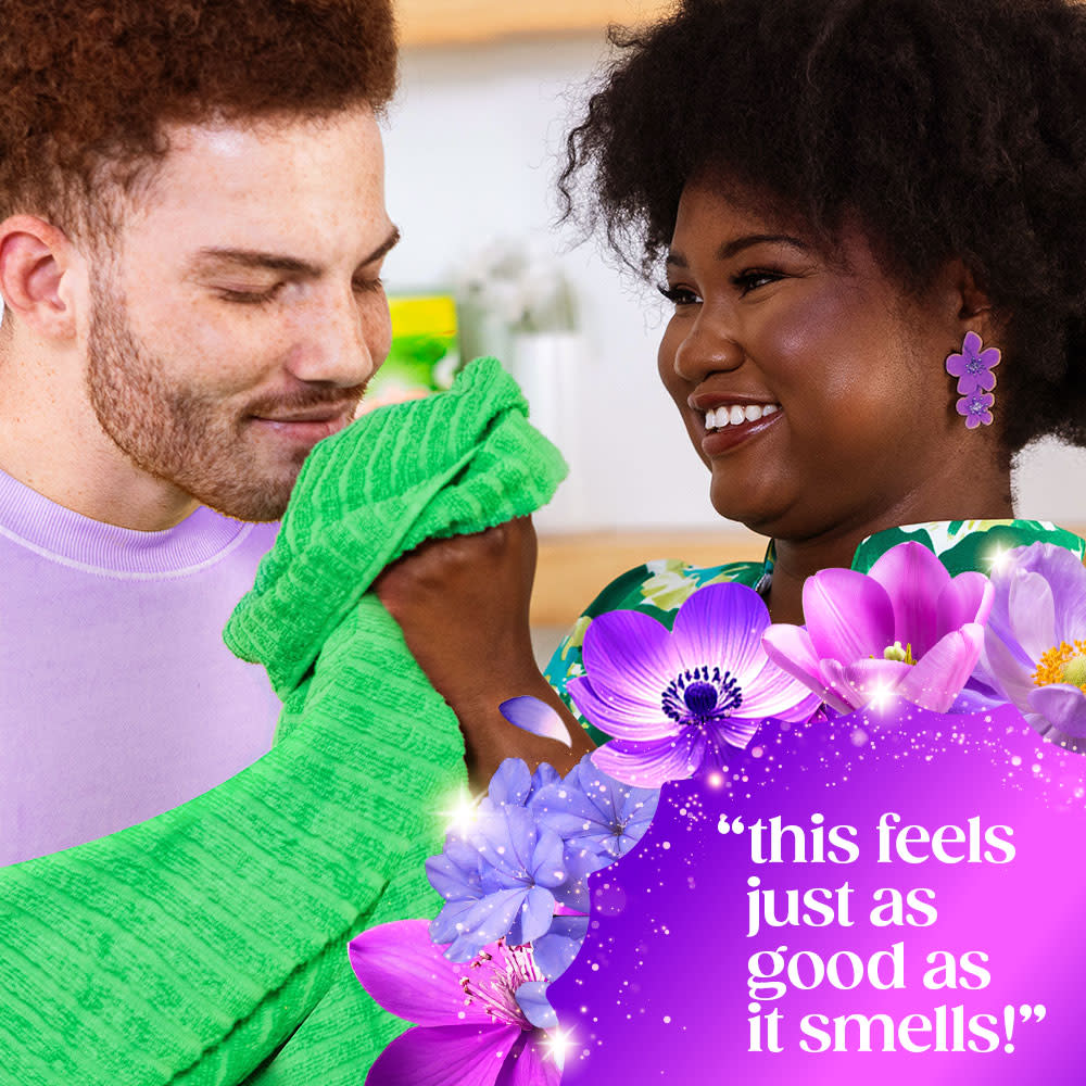 Gain Moonlight Breeze Fabric Softener