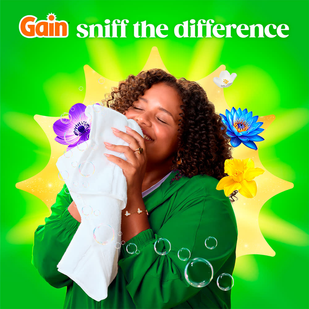 Gain Moonlight Breeze Flings Laundry Detergent 