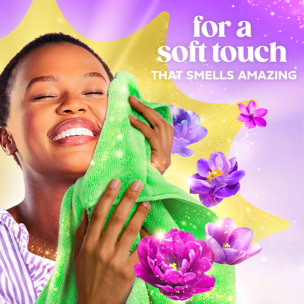 Gain Moonlight Breeze Fabric Softener