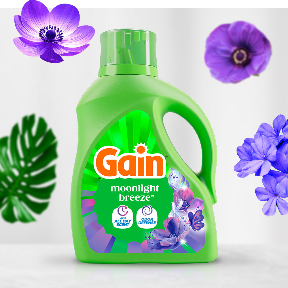 Bottle of Gain Moonlight Breeze Liquid Laundry Detergent
