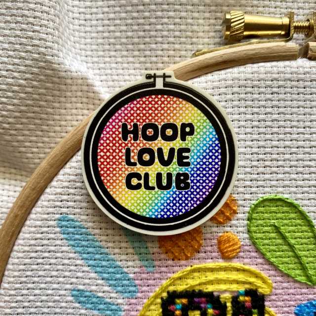 Product Image of Hoop Love Club Needle Minder #1