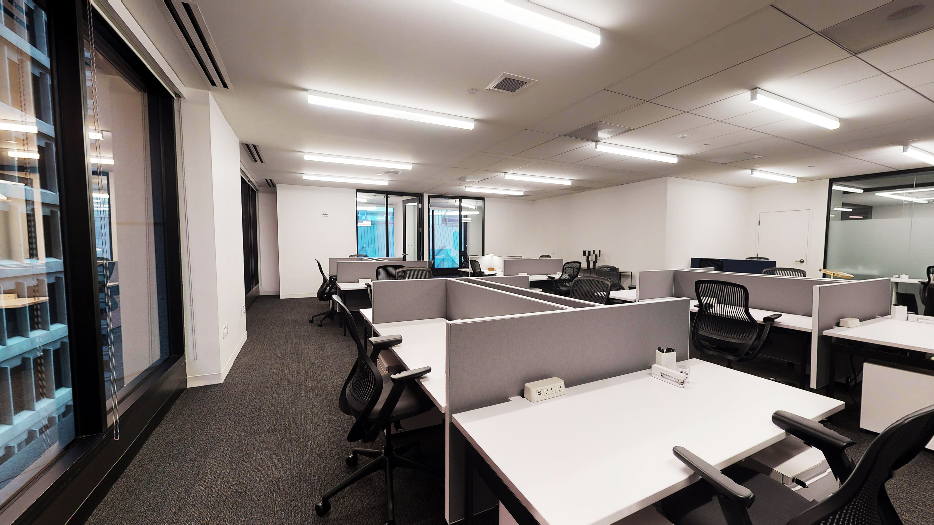 Convene-30-South-17th-13th-Floor-1304v2
