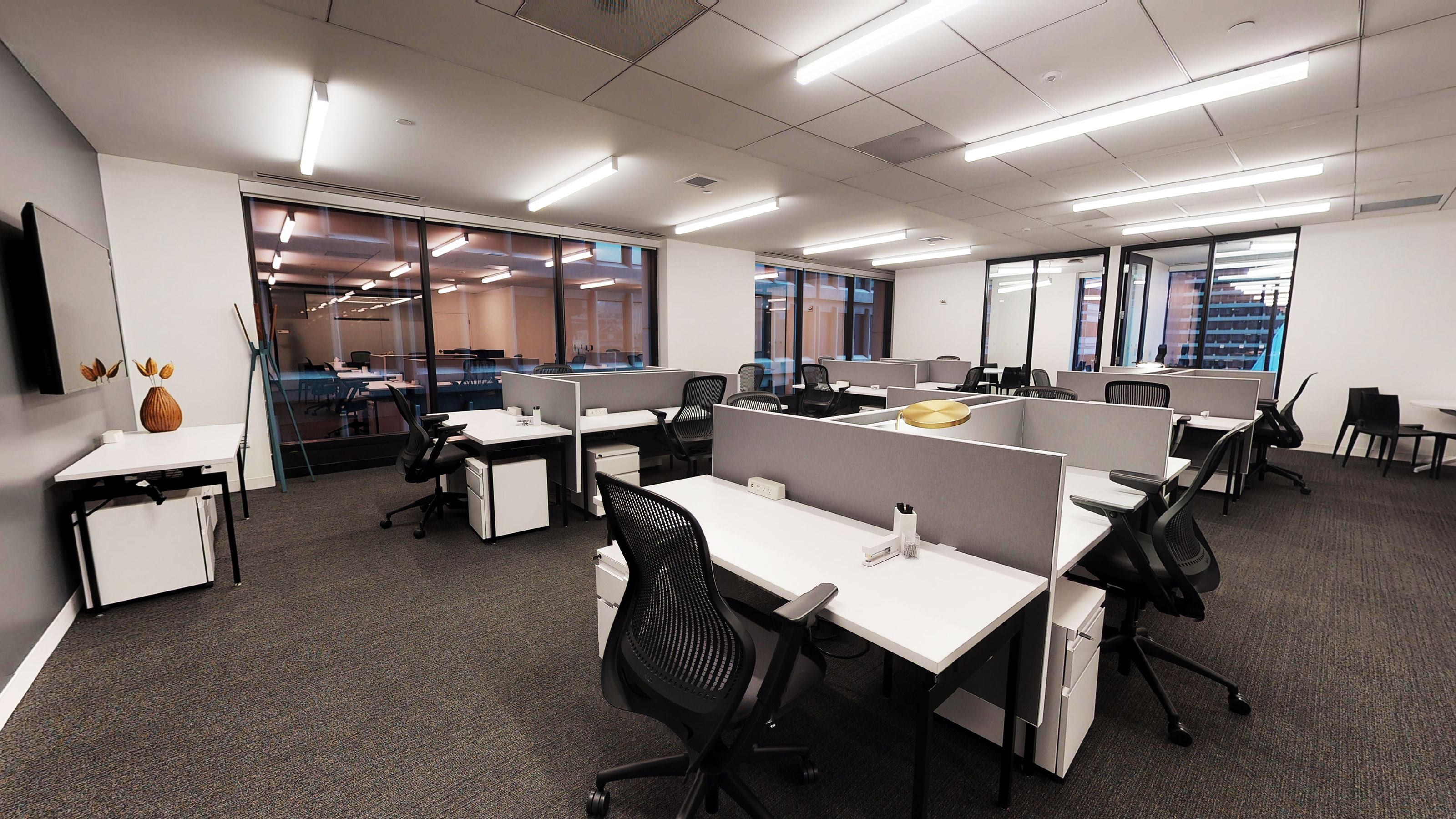 Convene-30-South-17th-13th-Floor-1304