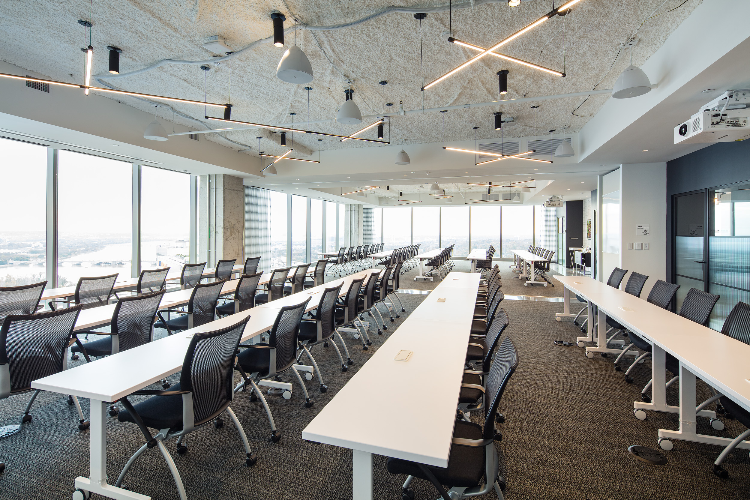 DC - 1201 Wilson Blvd - 29th Fl - Observation Hub