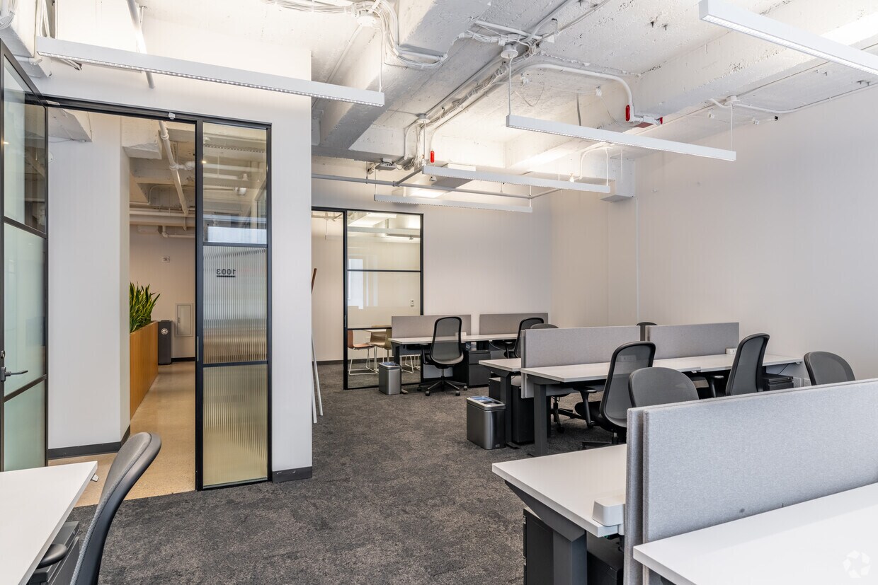 Convene 530 Fifth Avenue | Worksuite 1003