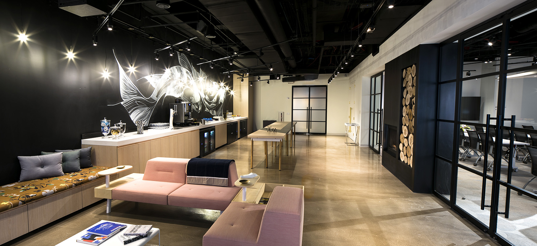 237 Park Ave-1st-Floor-The-club
