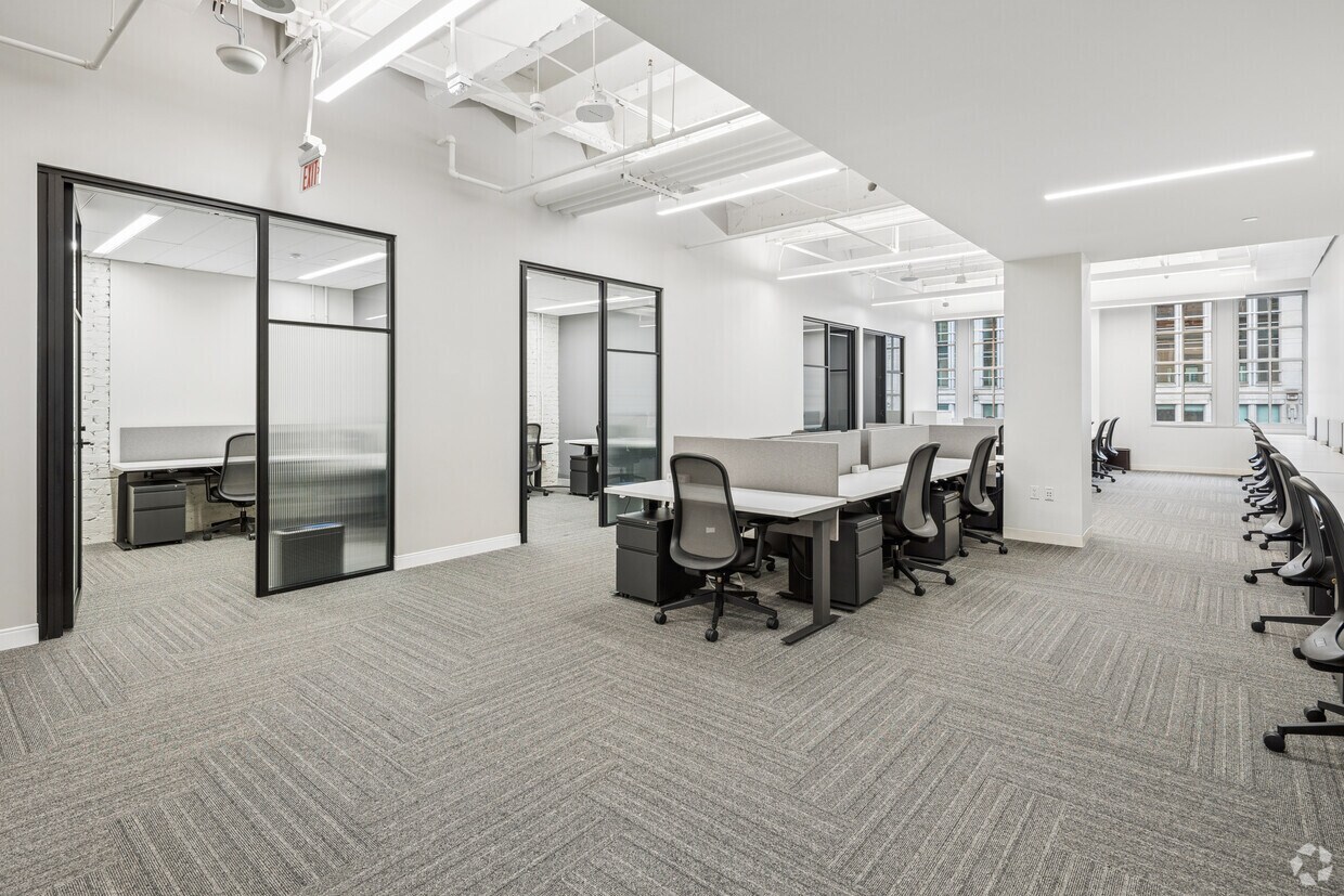 Convene Hamilton Square WorkPlace Suite 600 on the 6th Floor