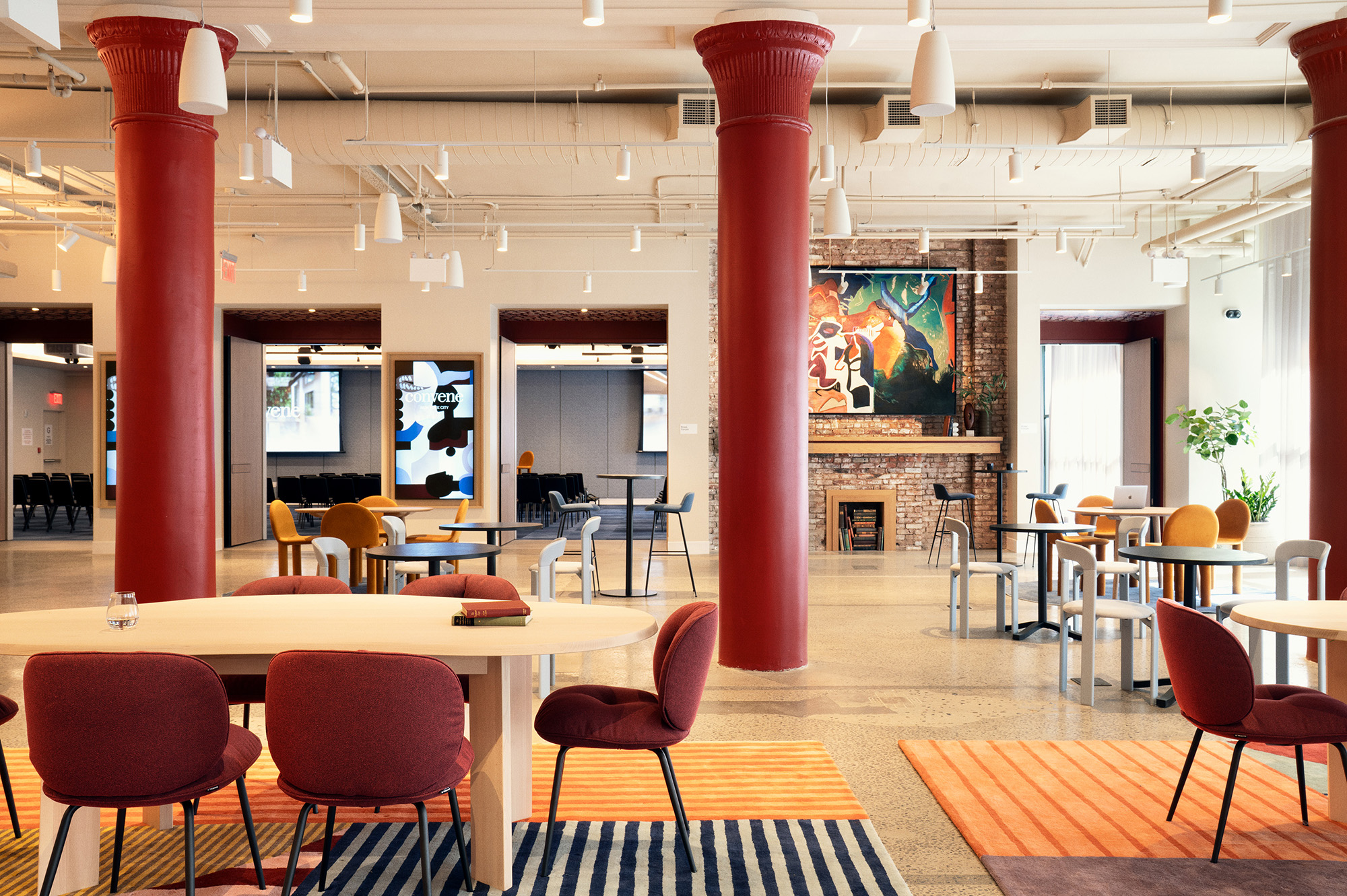 Convene 555 Broadway Gallery A is spacious with ample natural light, ideal for formal and informal receptions or networking space in between conference sessions. 