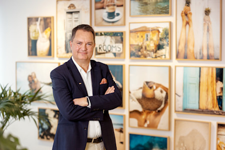 Claes Pellvik vet att man aldrig kan kommunicera för mycket. Speciellt inte i en kris. Foto: Matina Tsogas