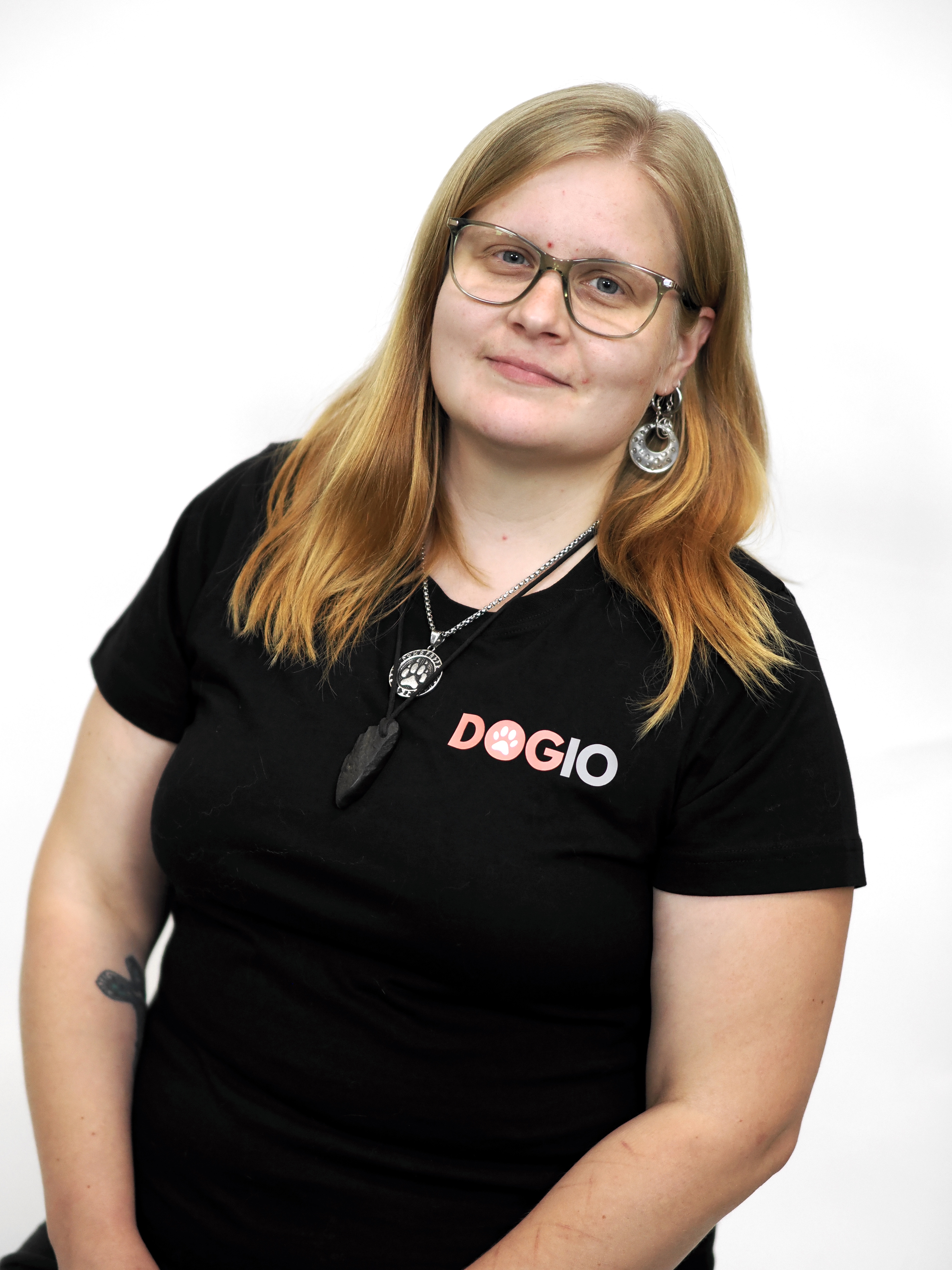 Ketä me Dogiolla olemme?