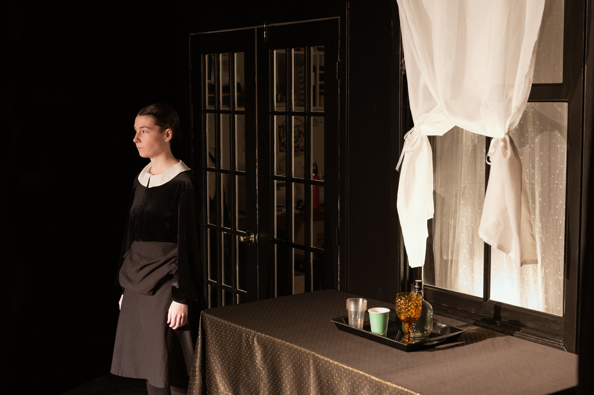 Atelier 2e année (2023) — scène en costume
