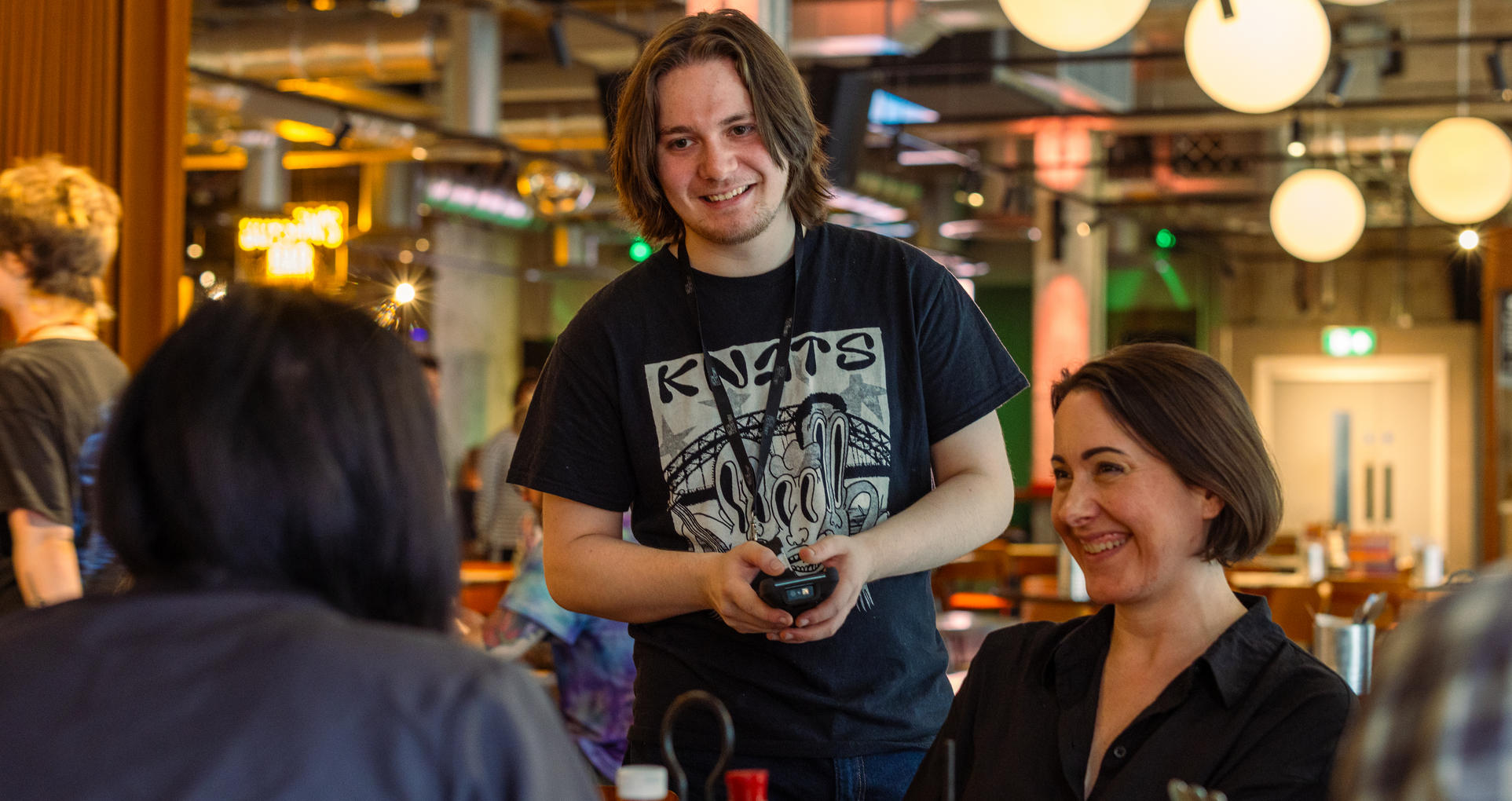 Restaurant dining trends an preference hero