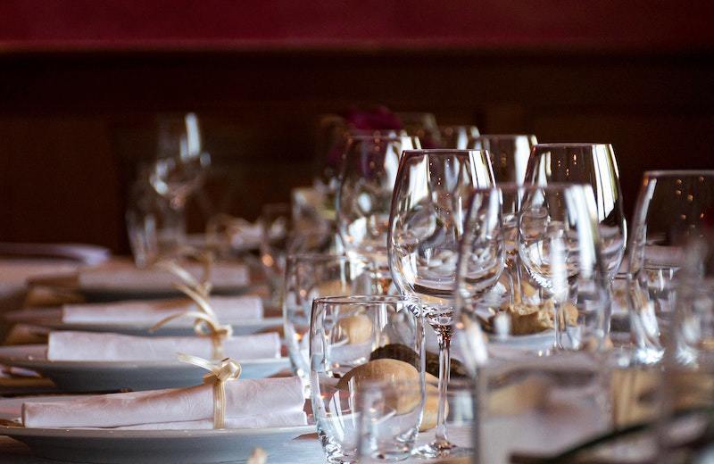 Christmas restaurant dinner mobile