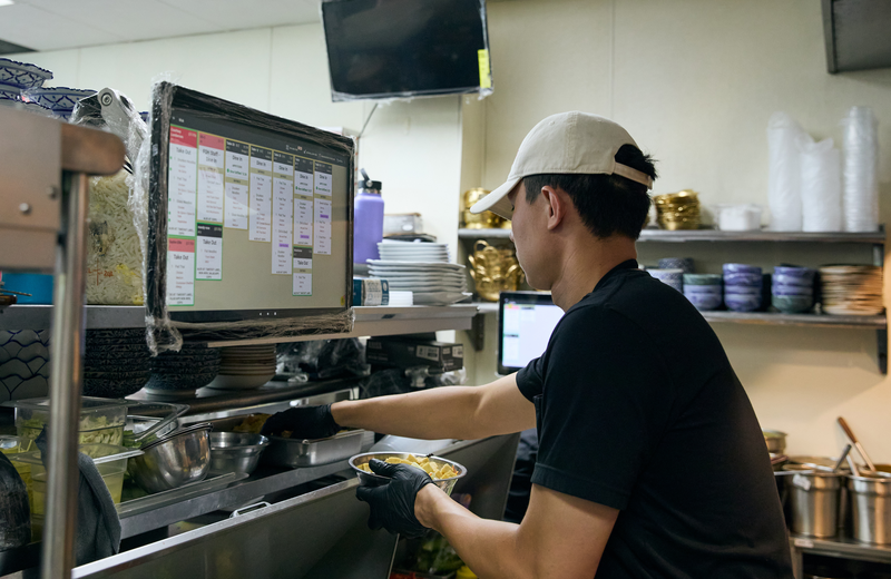 How to improve restaurant operations thumbnail image