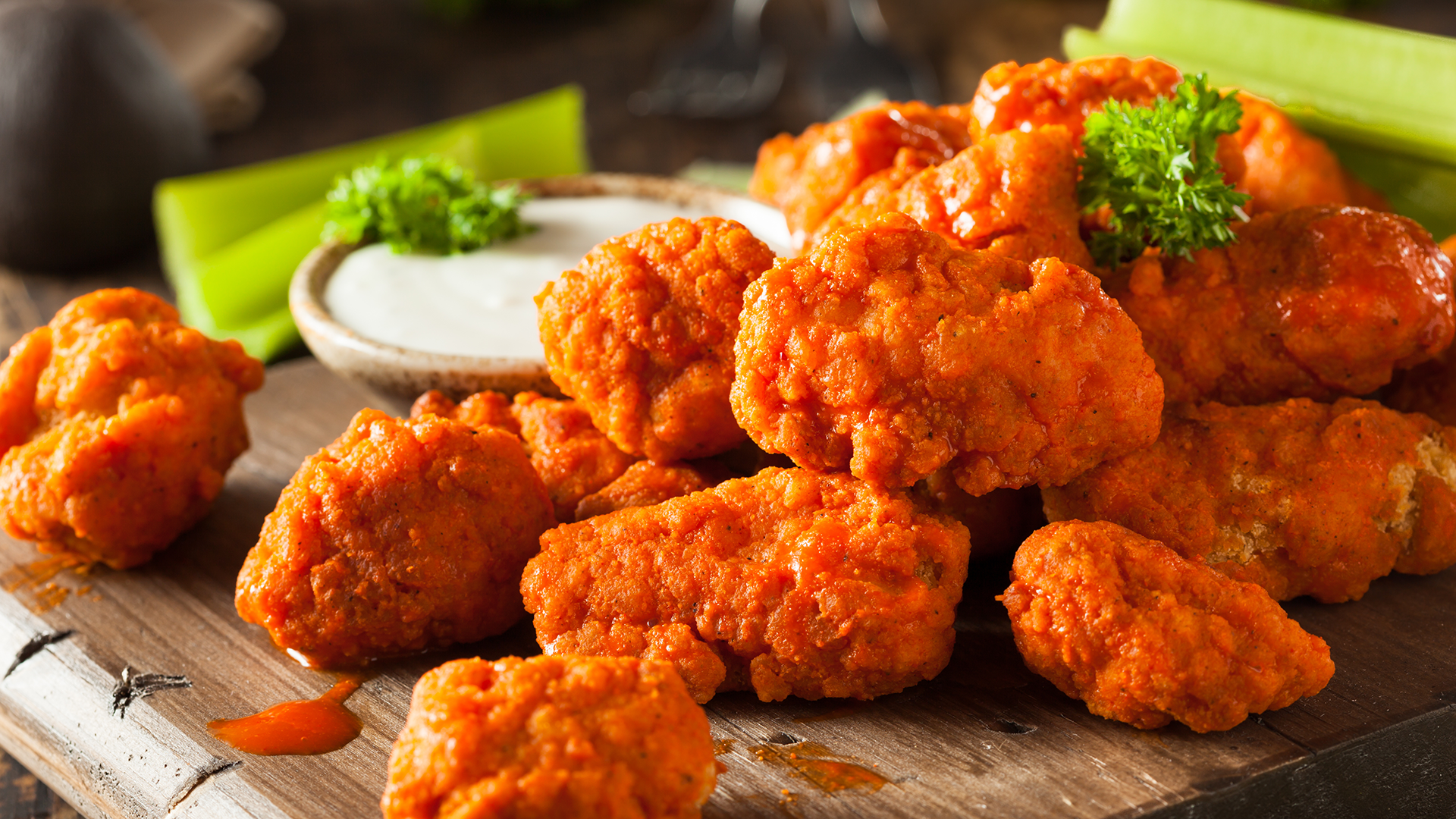 [US] Chicken wing prices hero