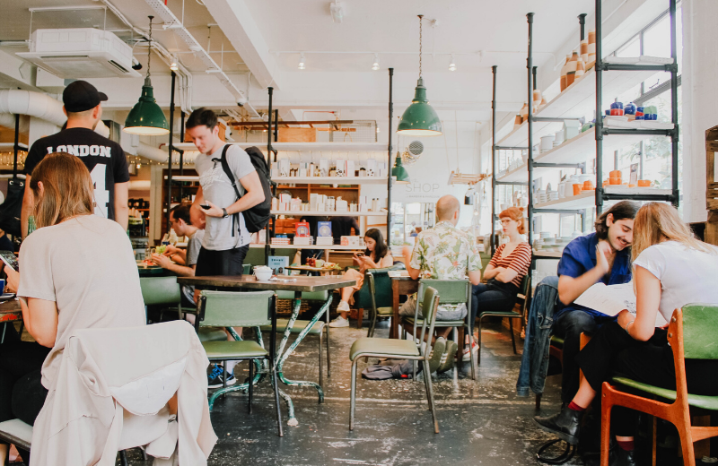 Why More People Are Choosing to Eat Out Thumbnail Image