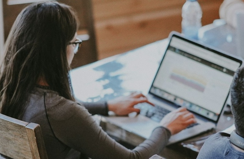 Best restaurant website builders features