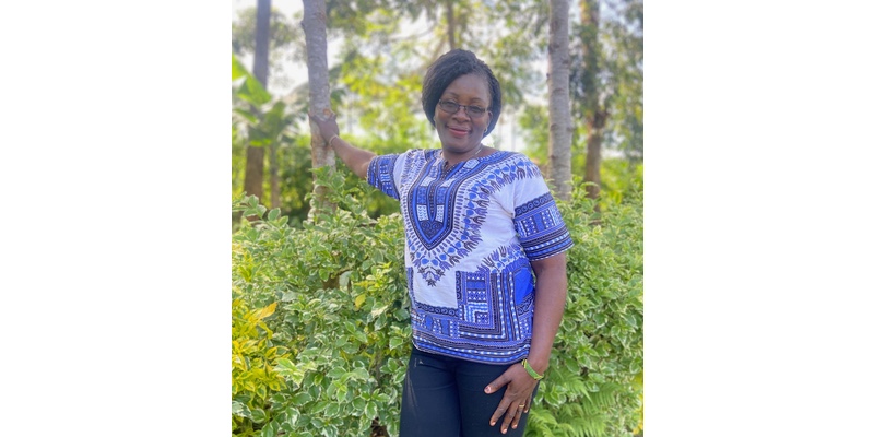 Shibuye Community Health Worker, Nancy Ingonga, assists women in reporting their land rights violations to ensure they have access to justice. Photo credit: Joanna Trimble