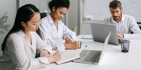 DXの成功による業務改善事例