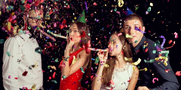 新年会のお知らせを作るならテンプレートが便利