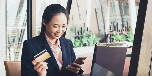 ネット銀行とは？一般的な銀行との大きな違いは実店舗の有無