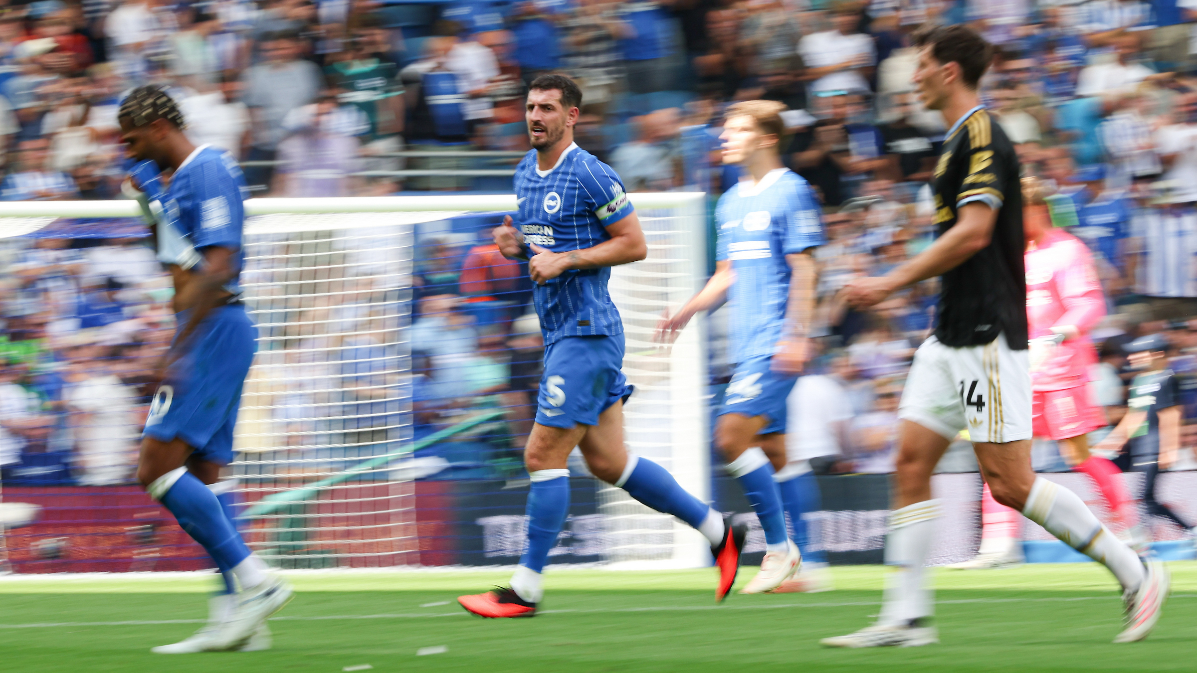 Sunderland team news: Dunk back, Hinshelwood being assessed